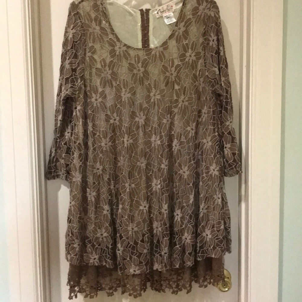 Lady Noiz tunic
